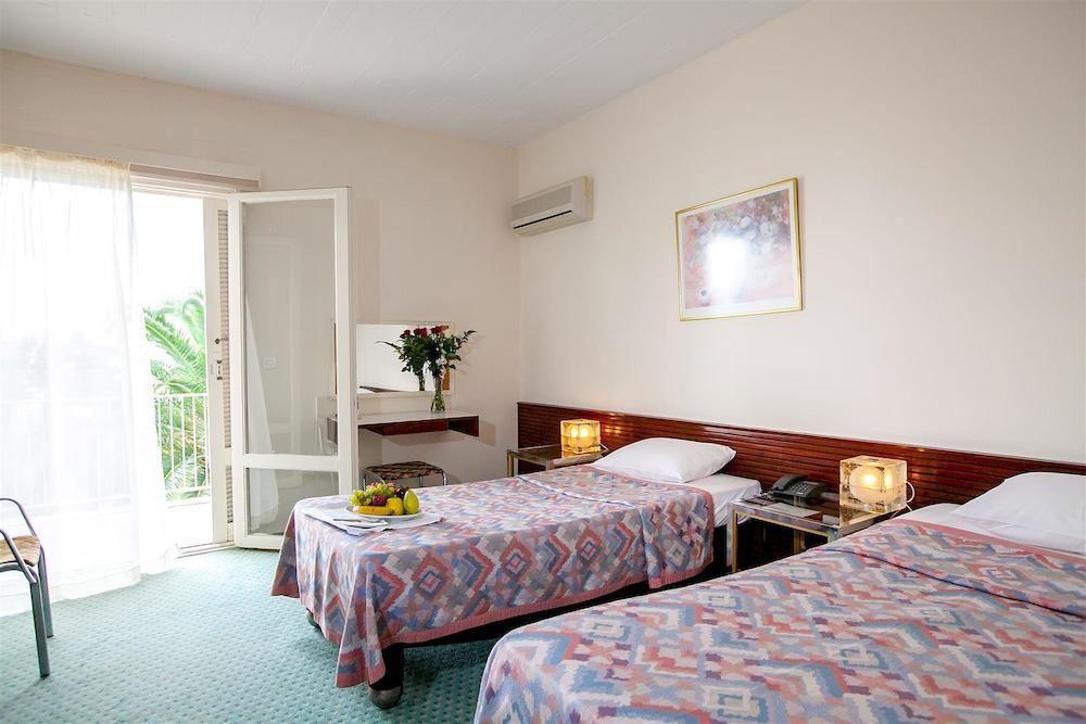 Hotel Theoxenia Anex Mesolóngion المظهر الخارجي الصورة
